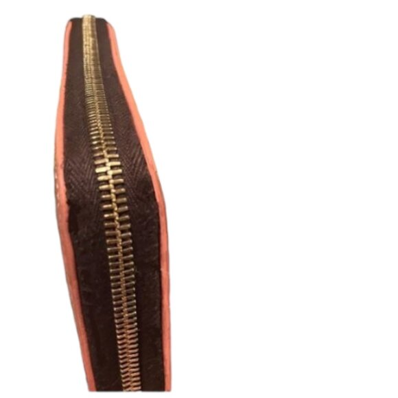 Dooney and Bourke Saffiano Large Zip Around Wristlet - Picture 5 of 5